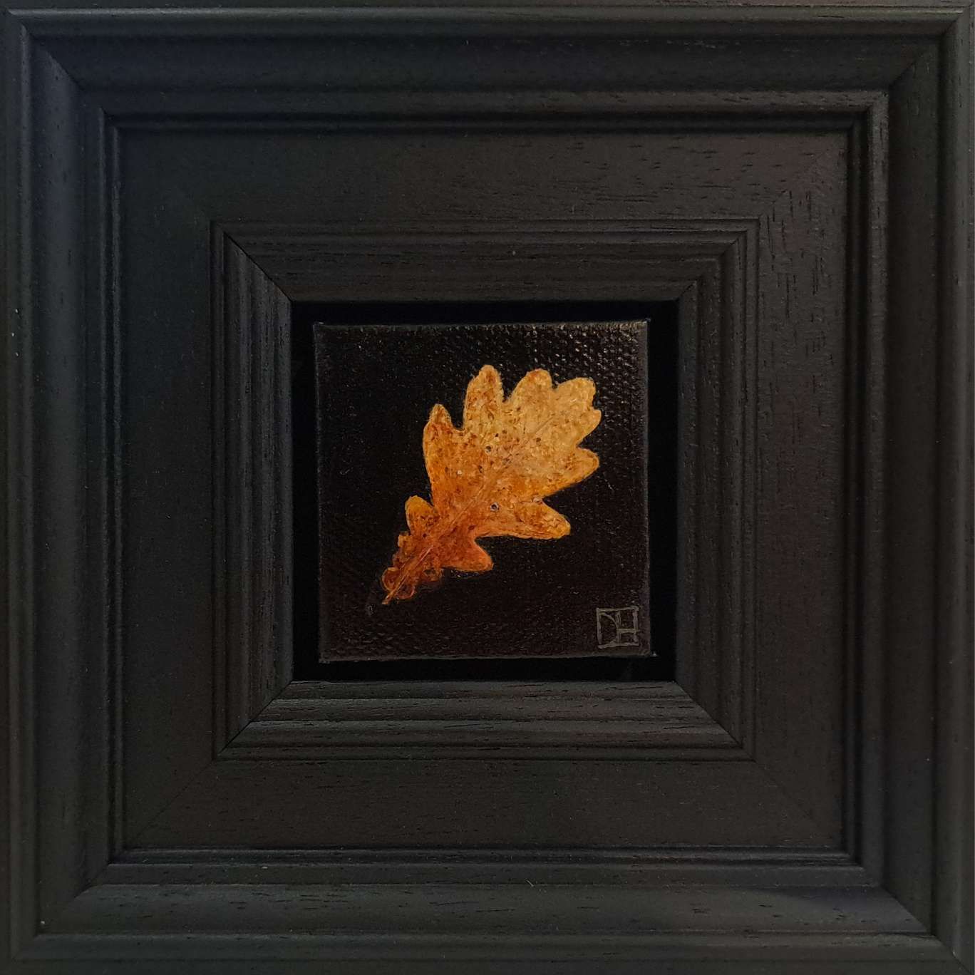 Pocket Barok Oak Leaf 2 c by Dani Humberstone