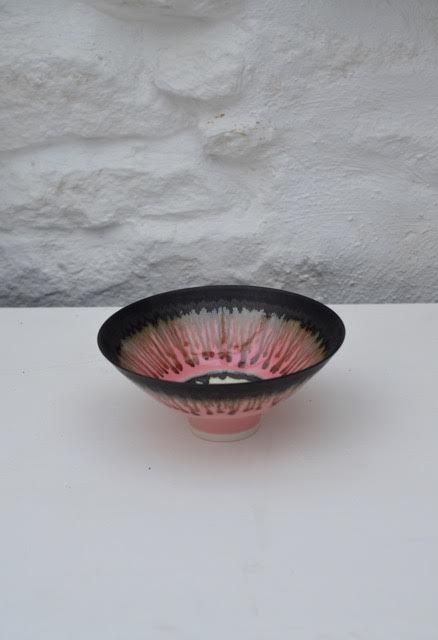 Light pink, wood ash glazed well bowl by Peter Wills